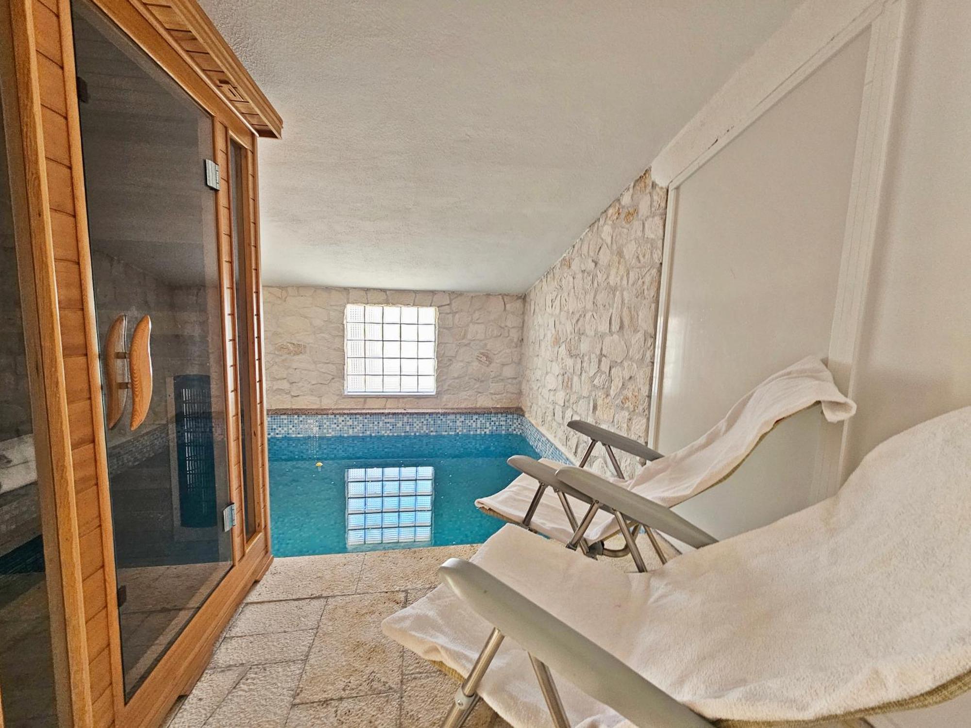 Flamingo - House With Private Pool Villa Gornji Seget Екстериор снимка